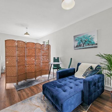 Stunning Studio Flat With Free On-Street Parking! Plumstead  Exterior foto