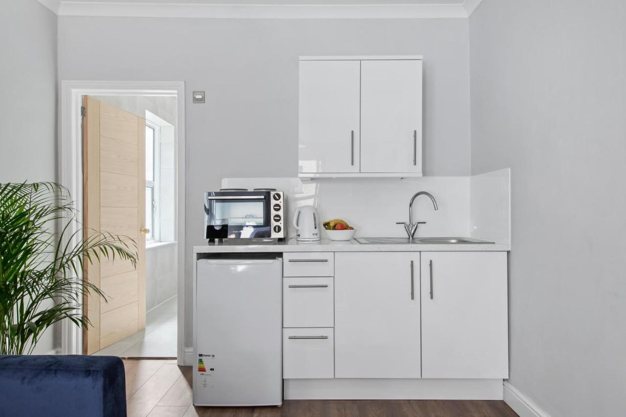 Stunning Studio Flat With Free On-Street Parking! Plumstead  Exterior foto