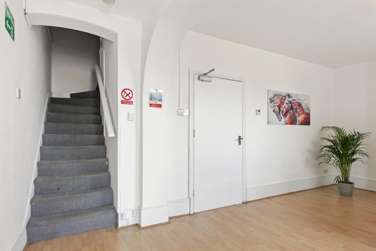 Stunning Studio Flat With Free On-Street Parking! Plumstead  Exterior foto